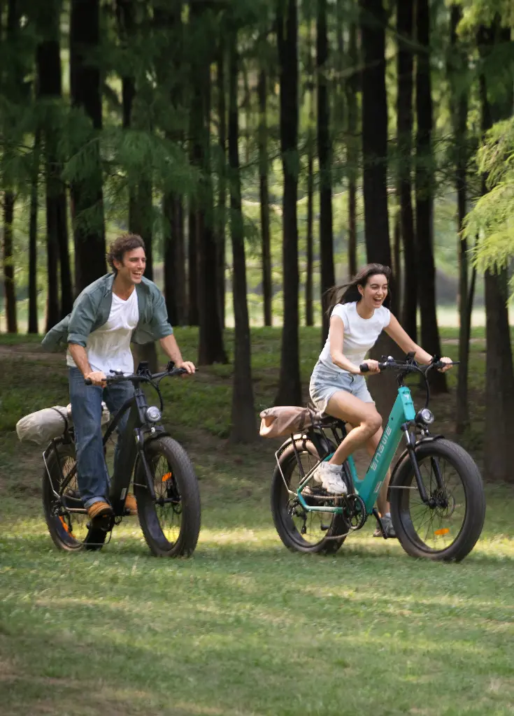 E26PC-01-outdoor-2.webp